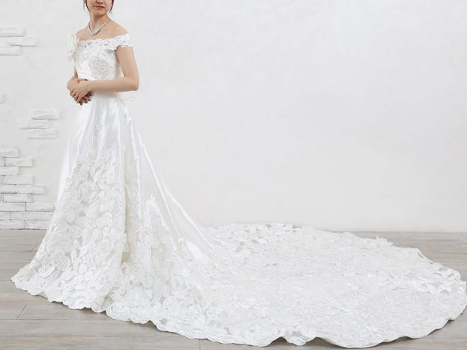 鈴鹿店　ウェディングドレス　W5016　7～11号