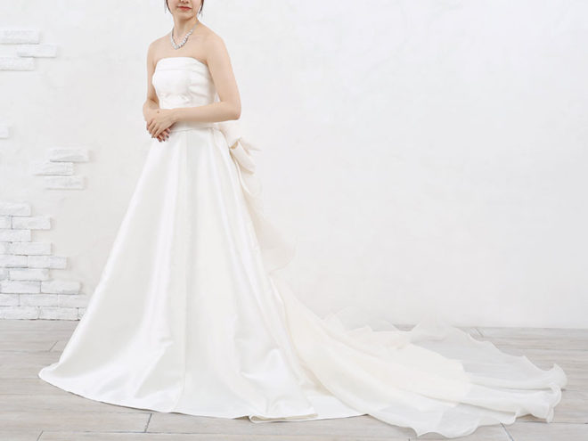 鈴鹿店　ウェディングドレス W5018　9～13号