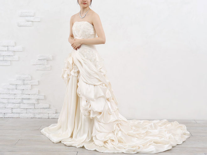 鈴鹿店　ウェディングドレス W5019　9～13号