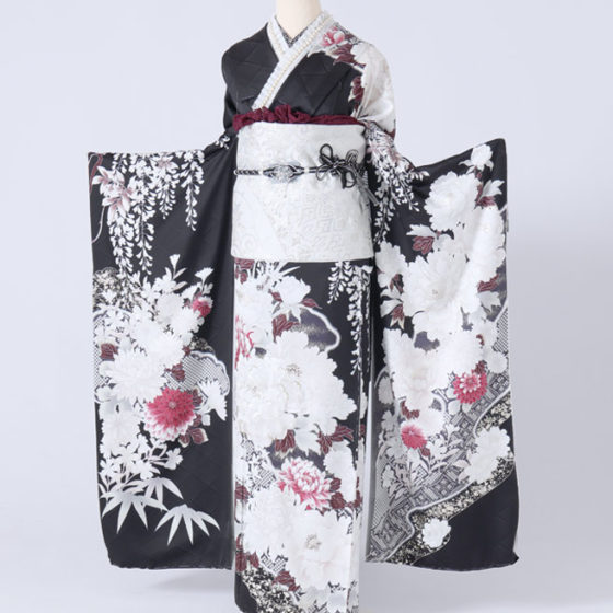 四日市店　F1741　黒地　白・濃ピンクの牡丹　赤茶の葉