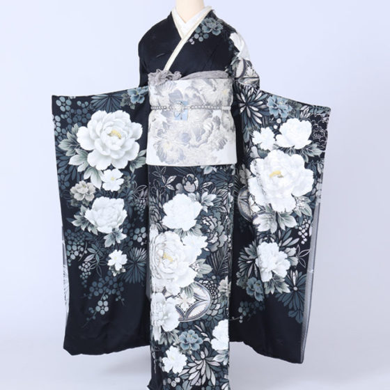 四日市店　F1760　黒地　シルバー・白の牡丹・丸梅　七宝　葡萄