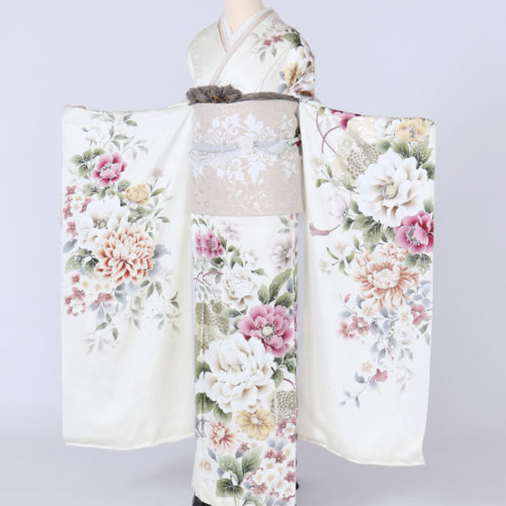 四日市店　F1765 アイボリー地 白・ピンクの牡丹や桜 ・葉・扇・房
