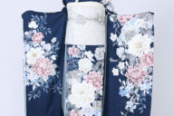 四日市店　F1770　紺地　黄・ピンクの牡丹　丸菊・小花・扇・房