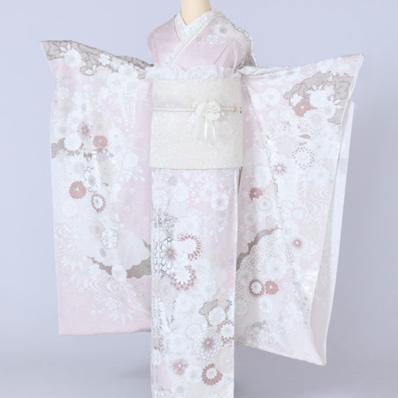 四日市店　F1776　薄ピンク地×シルバー　丸牡丹・桜・亀甲・鞠