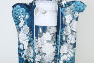 四日市店　F1784　ブルー地　白・グレー・水色の薔薇　ラインストーン