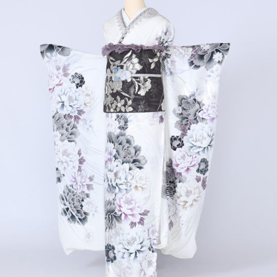 四日市店　F1789　白地　紫・黒・グレーの牡丹　シルバーの花弁