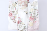 四日市店　F1809　白地 裾桃色鱗 白・ピンクの牡丹・紫陽花