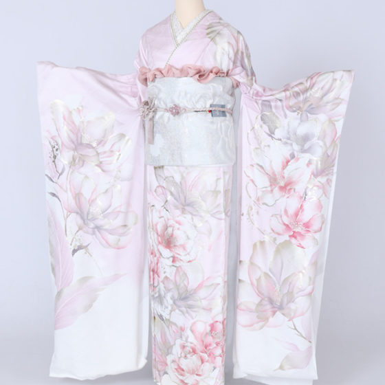 四日市店 F1814 薄ピンク地 牡丹の花びらにストーン